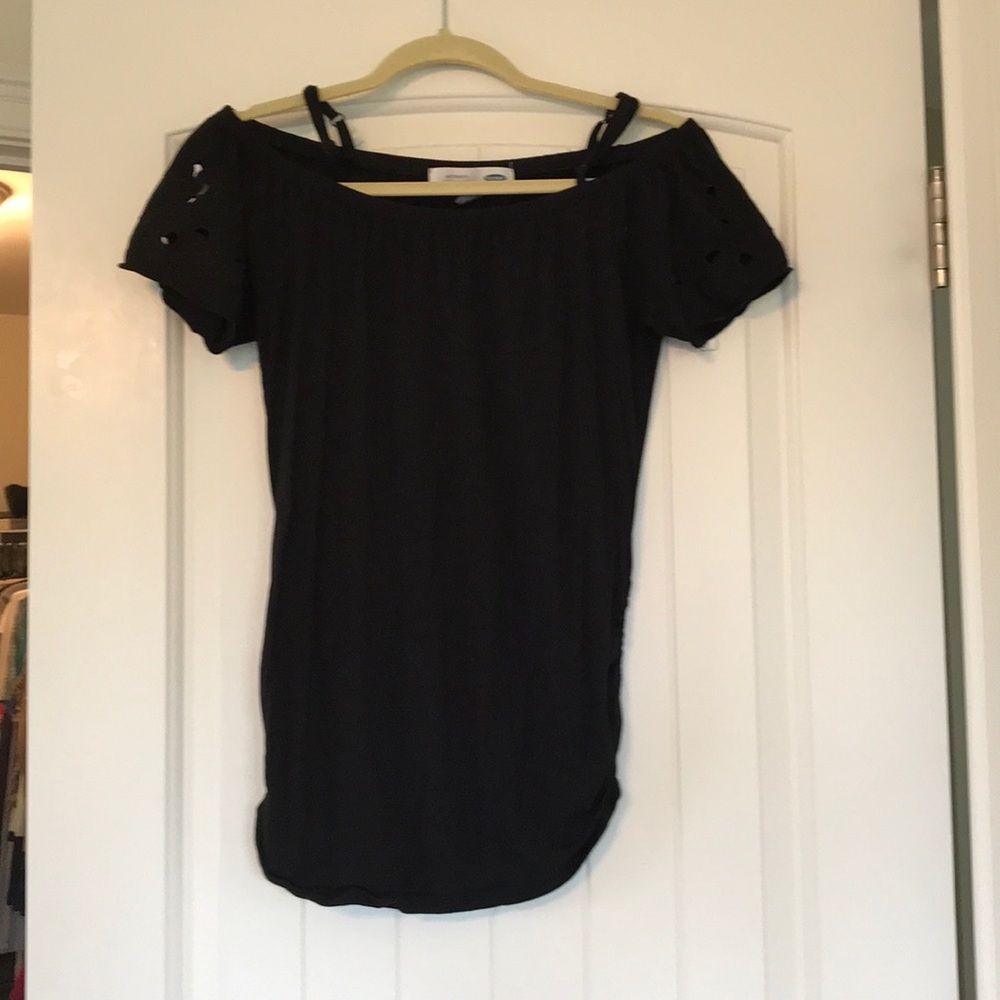 Old navy Maternity shirt